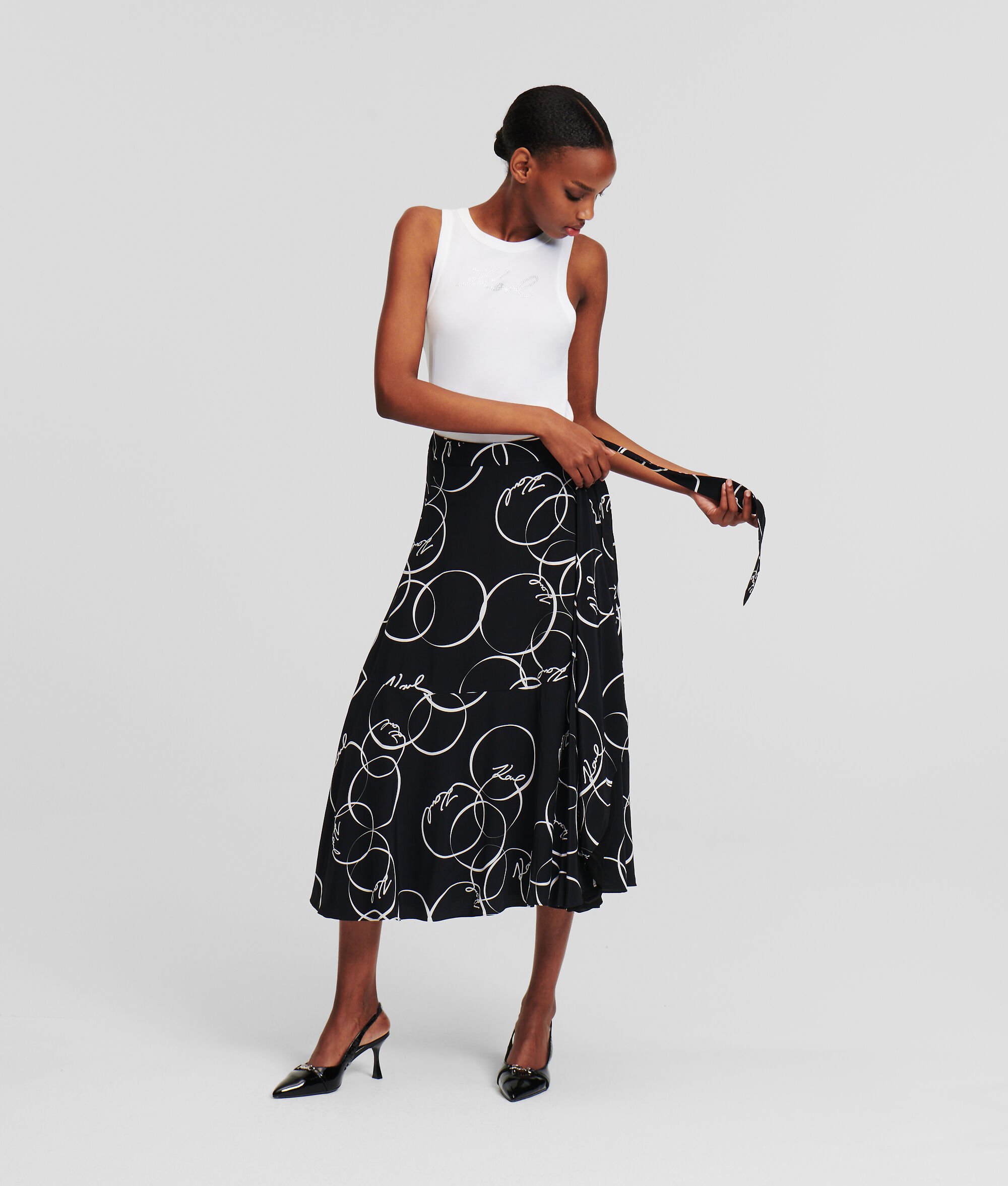 (image for) Exemplary CIRCLE PRINT WRAP SKIRT